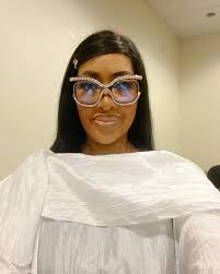 fashionstyle #fashionblogger #fashionista #fashiongram #runway  #runwaymakeup #runwaymodel #runwayfashion #runwayshow #accessories  #glammakeup #glamour #womensupportingwomen #womenentrepreneurs  #wilbournsistersdesigns #model