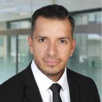 1000+ perfiles de «Vitela»