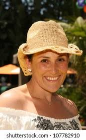 2+ Hundred Ricki Lake Royalty-Free Images, Stock Photos & Pictures