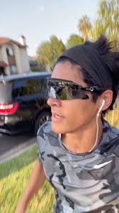 I know my fellow runners know what I’m talking about! Travis Scott, Post  Malone, AND Dominic Fike with new albums? Time to run a marathon hah 🏃🏽🎶