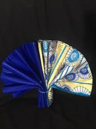 The wrapper, lappa, or pagne is a colorful garment widely worn in west africa by both men and women. Pagne Woodin 2 Tons 4 Yards Par Sekele Tissus Wax Afrikrea