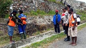August 2019 unrest erupted in papua after a mob taunted papuan students in surabaya. Tokoh Papua Situasi Intan Jaya Kondusif Warga Kerja Bakti