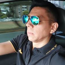 Michael Aliaga's Instagram, Twitter & Facebook