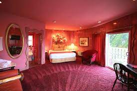 Rips in bedding no nice comforters just small thin blanket all the bedding needs. 10 Best Themed Hotels Across America Spy