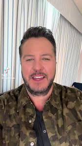 Luke Bryans Wife Carolina