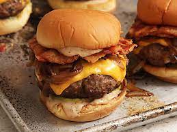 Mau buat daging burger yang juicy? Cara Membuat Burger Yang Sedap Asap Dapur