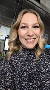 Sherry Minor's Instagram, Twitter & Facebook