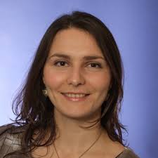 Dina Pohl's Instagram, Twitter & Facebook