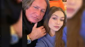 He is the son of kharia (daher) and anwar mohamed hadid. Mohamed Hadid Wants To Protect Gigi Hadid S Privacy During Her Pregnancy Al Bawaba