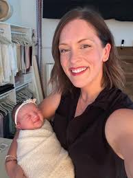 He smiled the entire time and then we celebrated with cake. 10/10 would  photograph again. 🤩