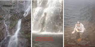 Air terjun jumog memiliki pesona keindahan yang luar biasa dari air terjunnya, ketika dilihat dari jauh air terjun ini seperti memiliki 2 aliran air, karena inilah tempat wisata. Berzikir Di Gunung Jerai Lelaki Kongsi Tuan Puteri Datang Air Terjun Tiba Tiba Bertukar Deras Remaja