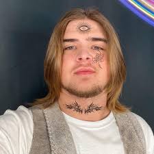 BREAKING NEWS : American Idol contestants' new tattoos revealed Read Here :  https://americanidolhighlights.blogspot.com/2024/10/the-latest-buzz-on-american-idol.html  #AmericanIdol #NewTattoos #Supporters