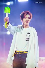 Lee Taeyong Nct Nct Selebritas Konser