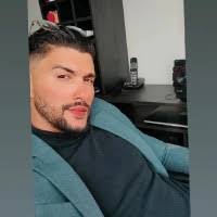 100+ "Andy Velez" profiles