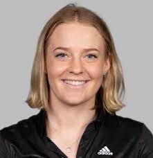 Cassidy Porter's Instagram, Twitter & Facebook