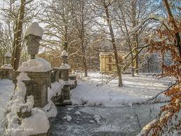 Pin By Richard Kleber On Winter Im Englischen Garten Palace Outdoor