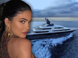 Jeff bezos is richest person in the world and he's building a fleet of yachts. Kylie Jenner S Yacht Not Necessarily The Best Boat On The Ocean