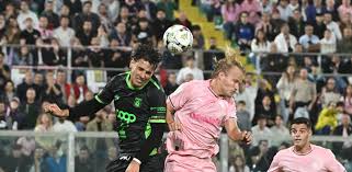 Ciclone Palermo, ma il Catanzaro resiste: a Inzaghi non basta il 2-0, Aquilani si gioca la A contro il Monza