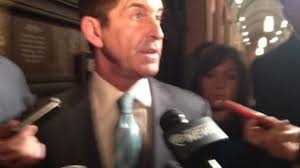 Klein Denies Report About Unwanted Kiss