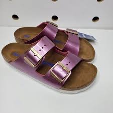Womens Birkenstock Size Chart Us New With Tags No Box Birkenstock Arizona Sandals In The Color Metallic Magenta With Gold Buckles Birkenstock Sandals Arizona Birkenstock Birkenstock Arizona