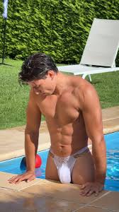 Goldengeorgiii nude Twitter posts