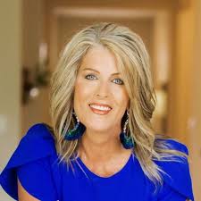 Terri Bunch's Instagram, Twitter & Facebook