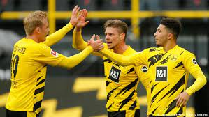 Who played four times against bayern. Bundesliga Bulletin Bayern Champions Dortmund On Course For Champions League Sports German Football And Major International Sports News Dw 09 05 2021