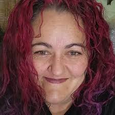 Crocodile behavior around people in Florida