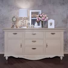 Selain mengesankan ruangan yang luas. 10 Meja Konsol Termurah Ini Bisa Bikin Ruang Tamu Makin Menarik 2020