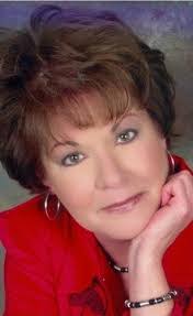 Eliza Payne's Instagram, Twitter & Facebook