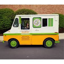 The food truck serves as an extension to their existing physical bakery. Courageous Bakery Owner Takes Food Truck Case To Illinois Supreme Court Oak Park Eats