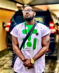 In case you haven't heard, the bussit challenge is a popular social media phenomenon that started on tik tok. Who Is Slim Santana Wikipedia Bio Age Buss It Challenge Photos 360dopes