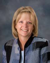 Kelly Runyon's Instagram, Twitter & Facebook