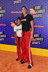 At the time of writing this article, nicole dated to be 10 years old and her sun sign is taurus. Candace Parker Father
