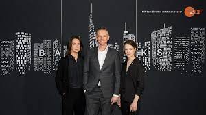 Staffel bad banks ist in gleich 3 kategorien für den. Bad Banks So Viel Realitat Steckt In Der Zdf Serie
