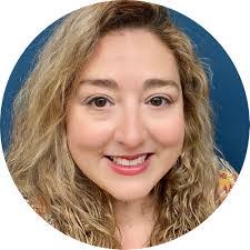 Shelley Sayers's Instagram, Twitter & Facebook