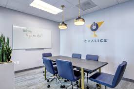 Here are 5 great small office floor plans for your inspiration, all in rooms that are 11'x10' or less! San Diego Office Design Chalice Wealth Partners Office Interior Small Conference Room