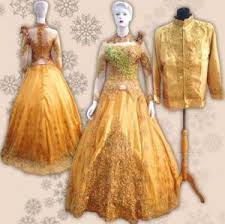 Merawat gaun wanita dengan baik gaun memang bukan baju yang setiap hari digunakan seperti baju pesta intip salah satu koleksi dari ezra ini gaun pengantin berwarna pink. Gaun Pengantin Warna Gold Emas Info Kece