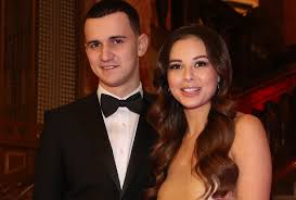 He would have represented the czech republic in the eurovision song contest 2020 in rotterdam. Krasna Bagarova Je Zase Sama Velka Laska Nevydrzela Vime Proc Sedmicka Cz