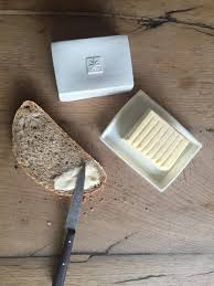 Epingle Par Elisabete Pereira Sur Chavena Canecas Colheres Etc En 2020 Beurrier Poterie Ceramique Poterie