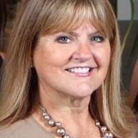 Debra Willett's Instagram, Twitter & Facebook