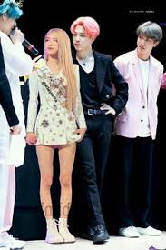 But if we give it a thought, rose and jimin would win the 'best buddies' tag, showing the world some fantastic friendship goals. 82 Jimin Rose Ideas Jimin Kpop Couples Blackpink And Bts