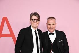 Följ profilen för att se alla dess inlägg. Andrew Bolton Pictures Photos Images Zimbio