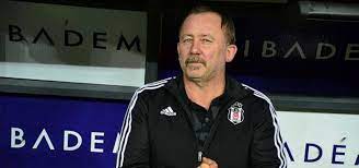 Sezon geçirdikten sonra yine milli takıma çağrılmıştır.fenerbahçe o sezon 3. Sergen Yalcin Fenerbahce Derbisiyle Kariyer Rekorunu Kiracak