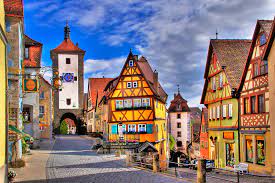 Bundesrepublik deutschland), είναι η δεύτερη μεγαλύτερη σε πληθυσμό χώρα της ευρώπης, και πρώτη στην ευρωπαϊκή ένωση. O Romantikos Dromos Ths Germanias Red Elephant Exotic Travel Specialists