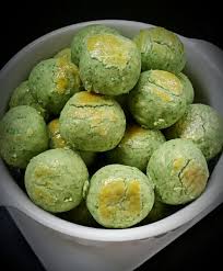 Kacang hijau memiliki nama latin yaitu v igna radiata. Resepi Biskut Green Peas Yang Sedap Resepimyresepi Boloit Com