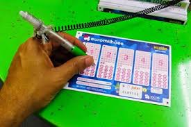 1, 5, 19, 21 ,28; Jackpot De 50 Milhoes No Euromilhoes De Sexta Feira Sociedade Correio Da Manha