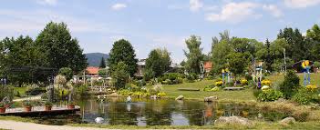 Rund Ums Glas Urlaub Im Bayerischen Wald Zellertal Tourismus Drachselsried Arnbruck