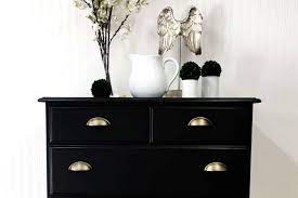 These are some of the best and most beautiful chalk paint furniture ideas from amazingly talented diy bloggers who specialize in painted furniture makeovers. My Best Tips For Painting Furniture Black Dresser Reveal