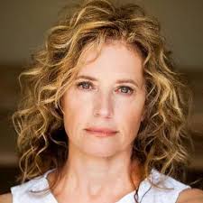 Nancy Travis Bio, Wiki, Age, Husband, Net Worth,Last Man Standin